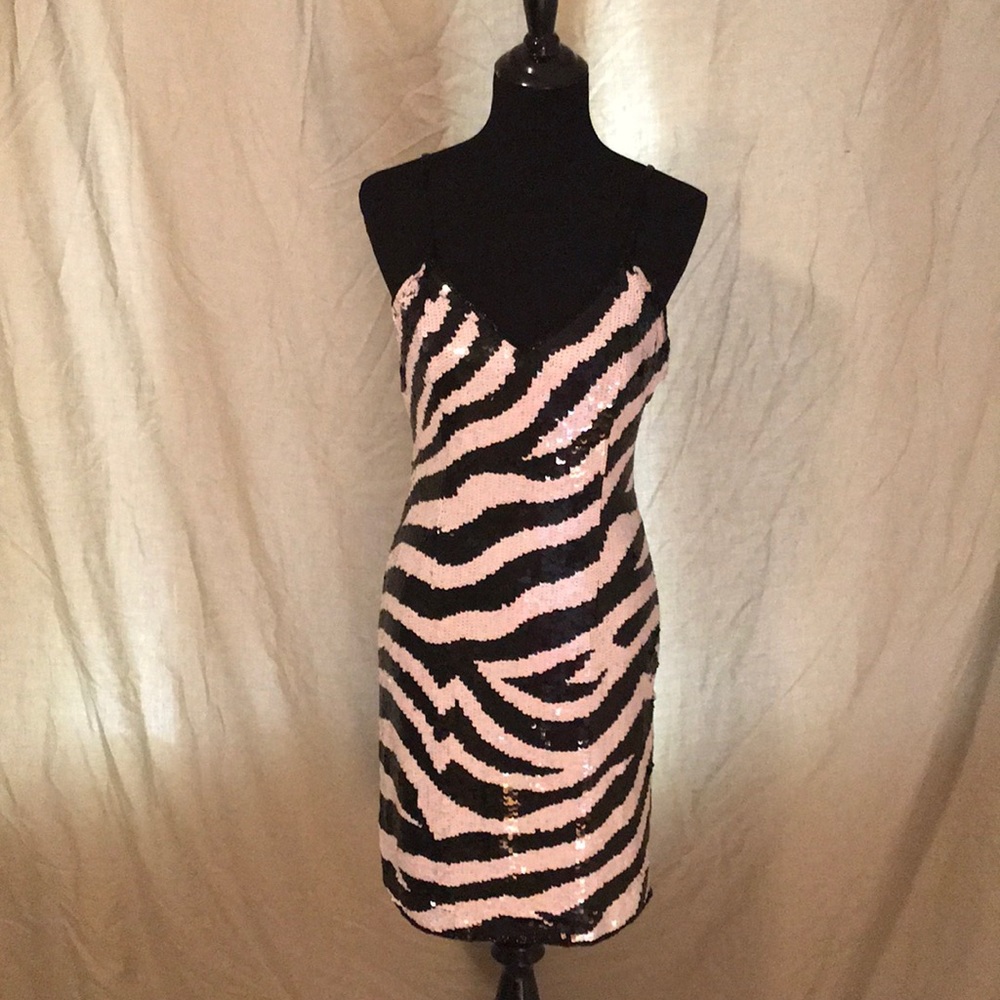 Sequined cocktail dress